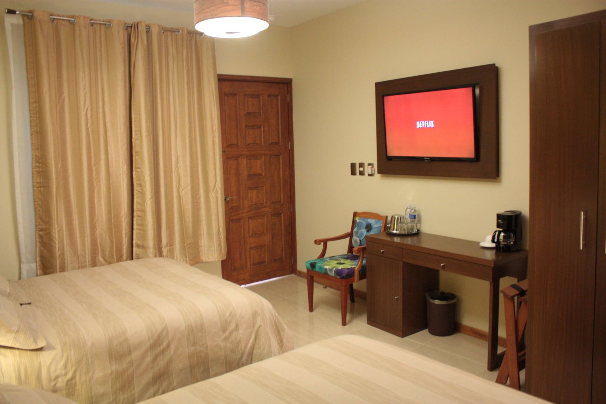 Zarzarosa Hotel Boutique Queretaro Ngoại thất bức ảnh