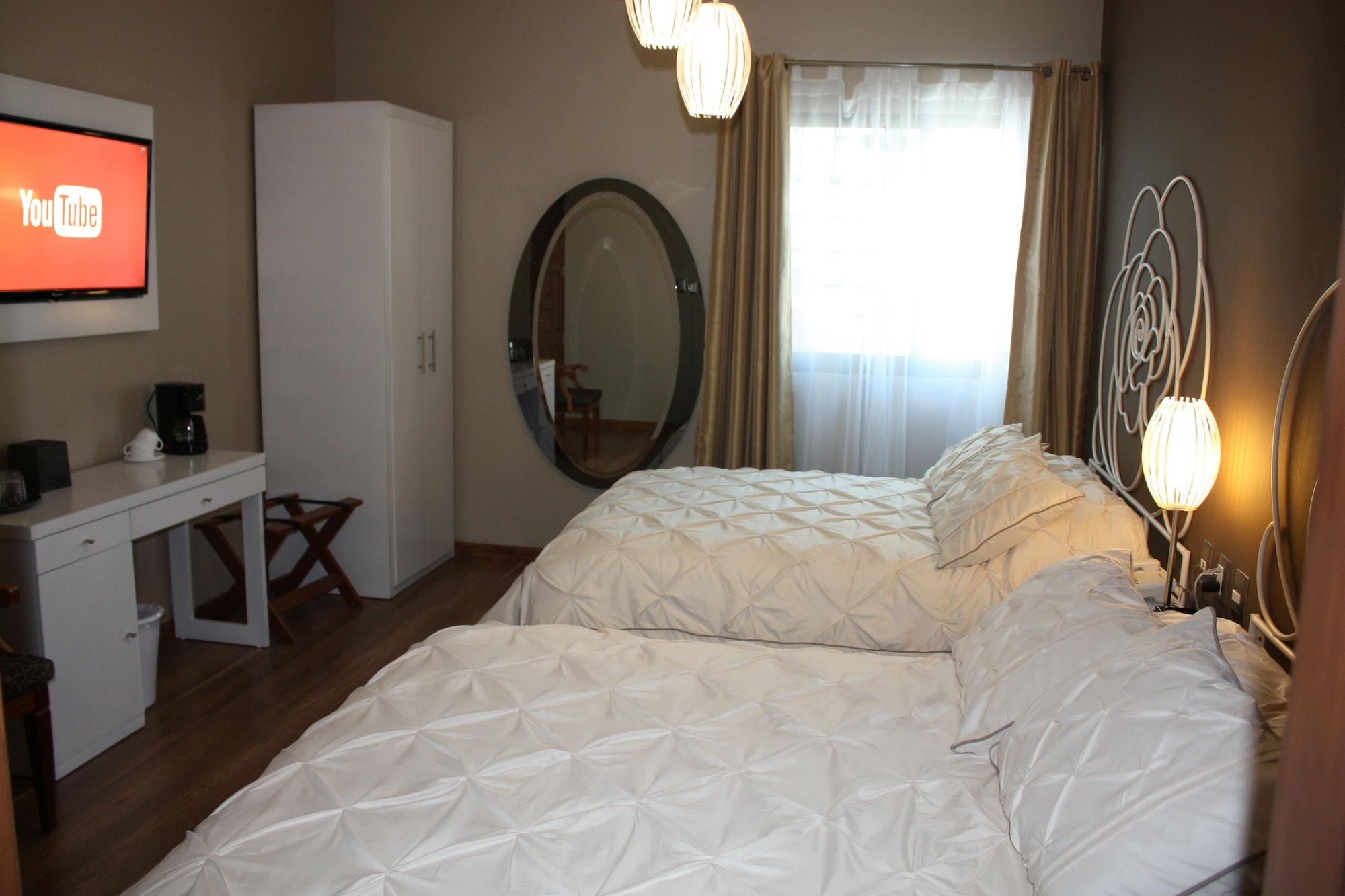 Zarzarosa Hotel Boutique Queretaro Ngoại thất bức ảnh