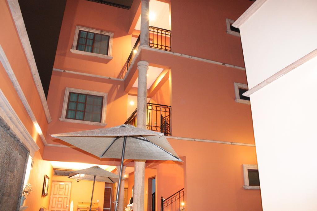 Zarzarosa Hotel Boutique Queretaro Ngoại thất bức ảnh