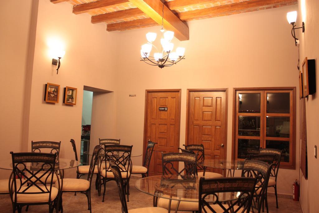Zarzarosa Hotel Boutique Queretaro Ngoại thất bức ảnh