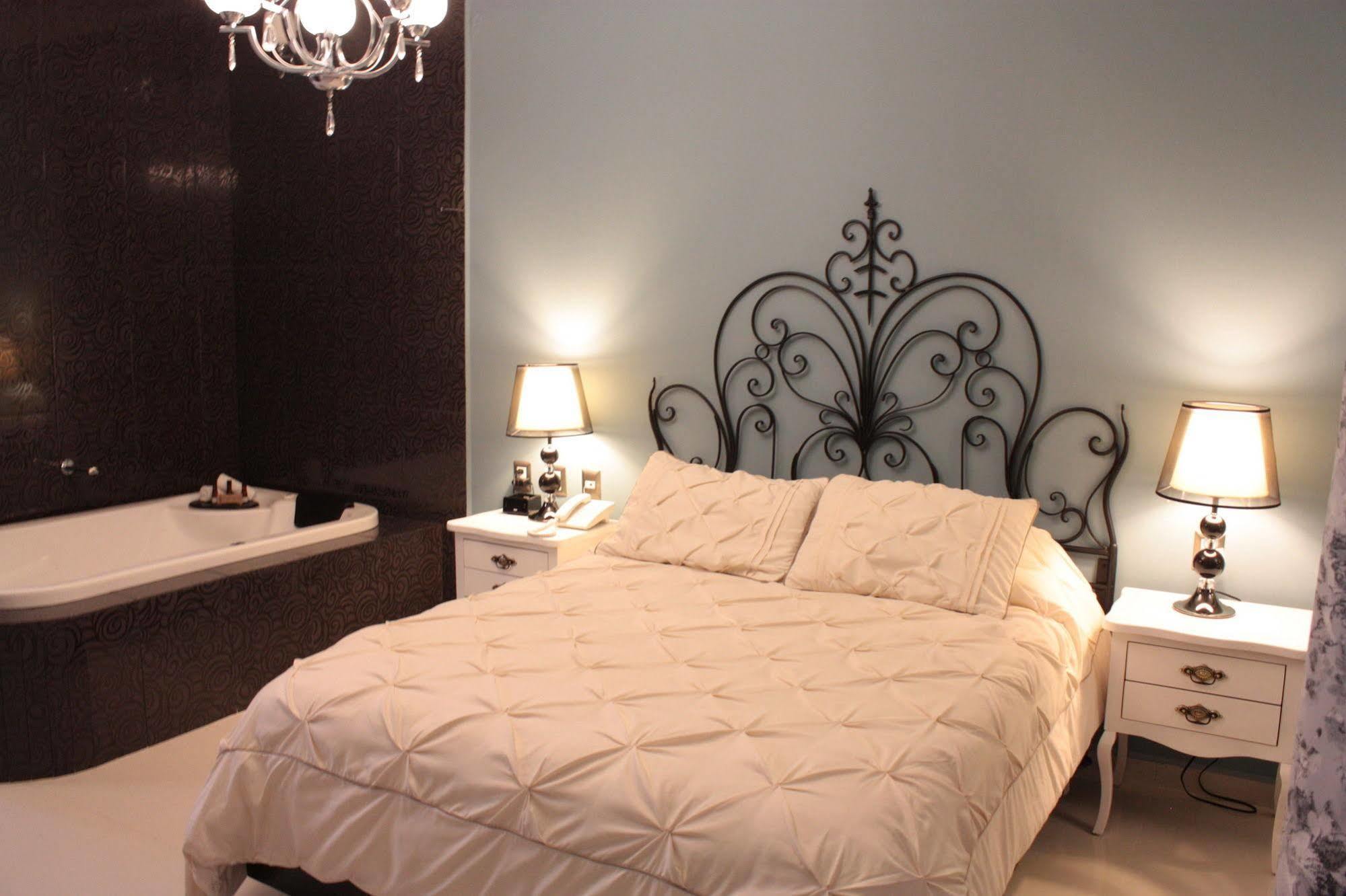 Zarzarosa Hotel Boutique Queretaro Ngoại thất bức ảnh